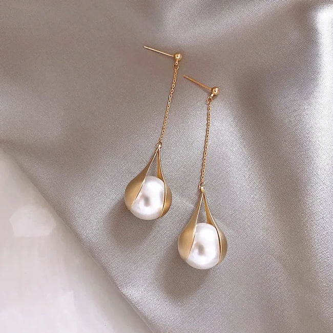Pearl Diamond Bridal Wedding Day Earrings | Berlinger Jewelry